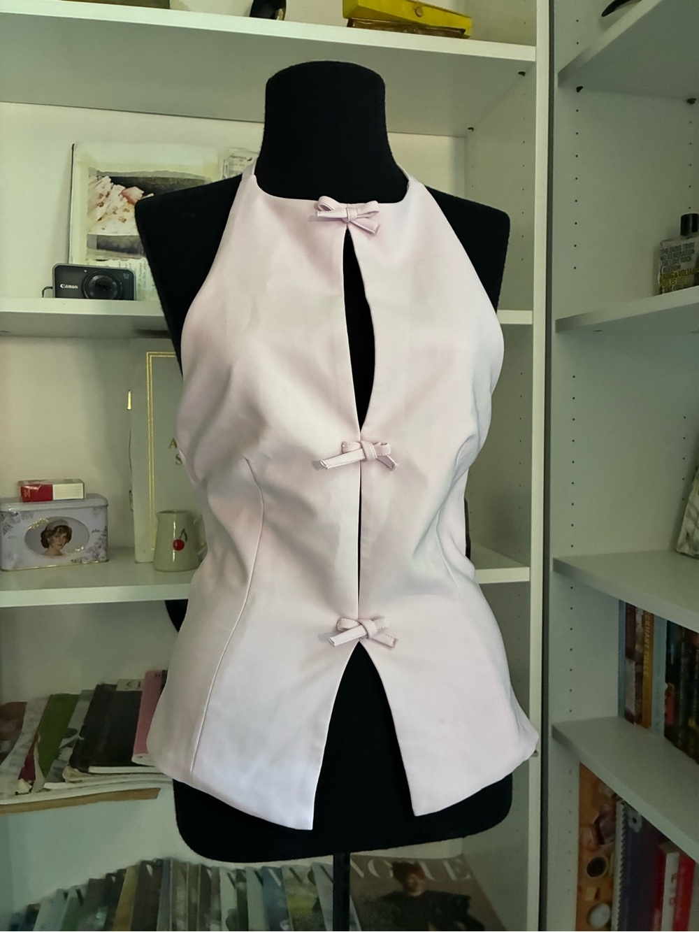 ZARA FRANCE Women's Pale Pink Halter Top with Bow Accents